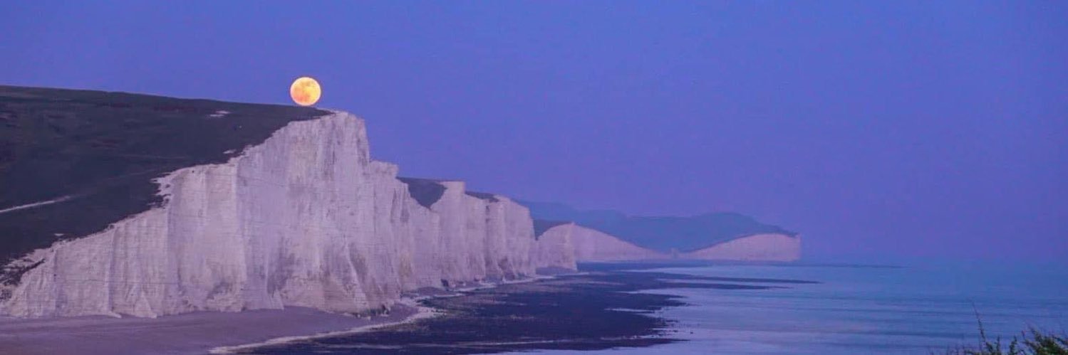 CrizpJenner's profile banner image