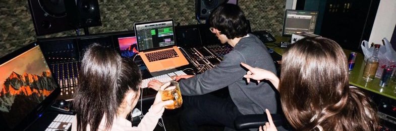 ddenviur's profile banner image