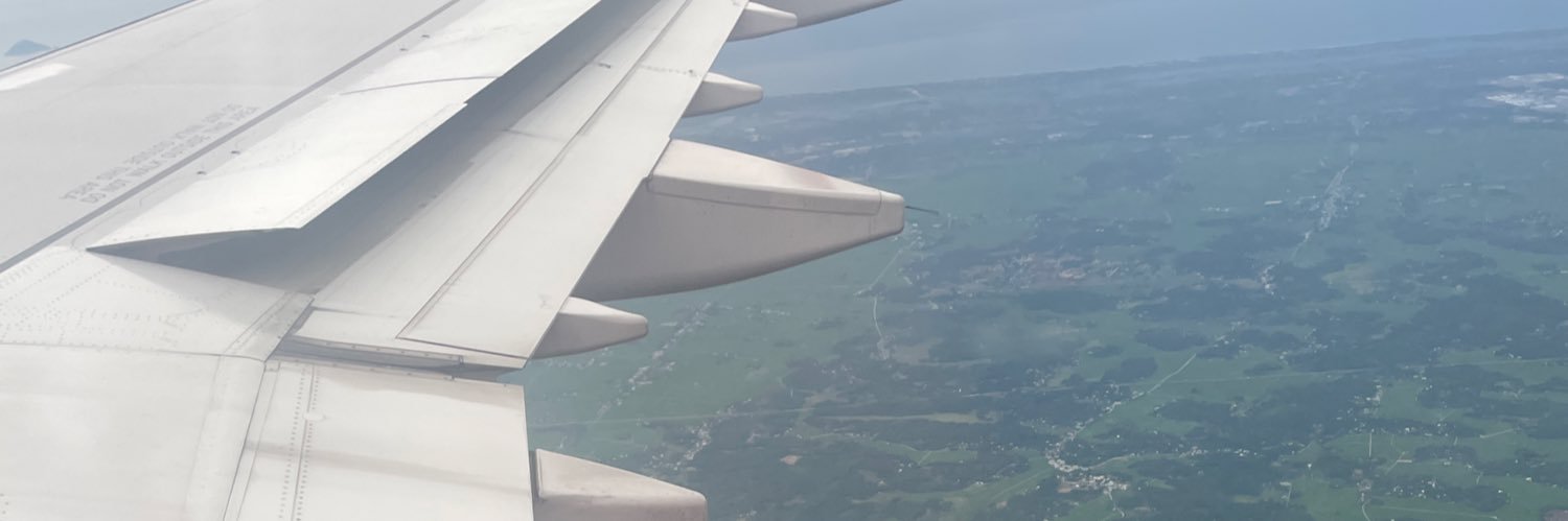 binvnese2303's profile banner image