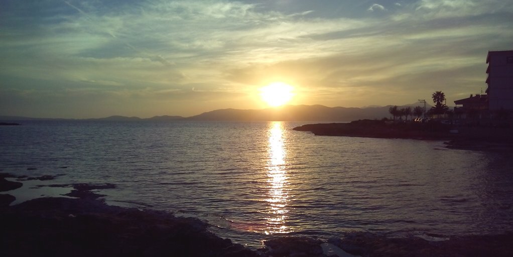 Laurasb_15's profile banner image