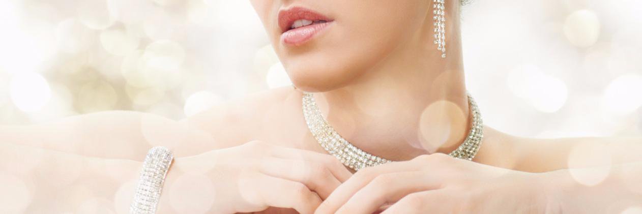 bellas_treasure's profile banner image