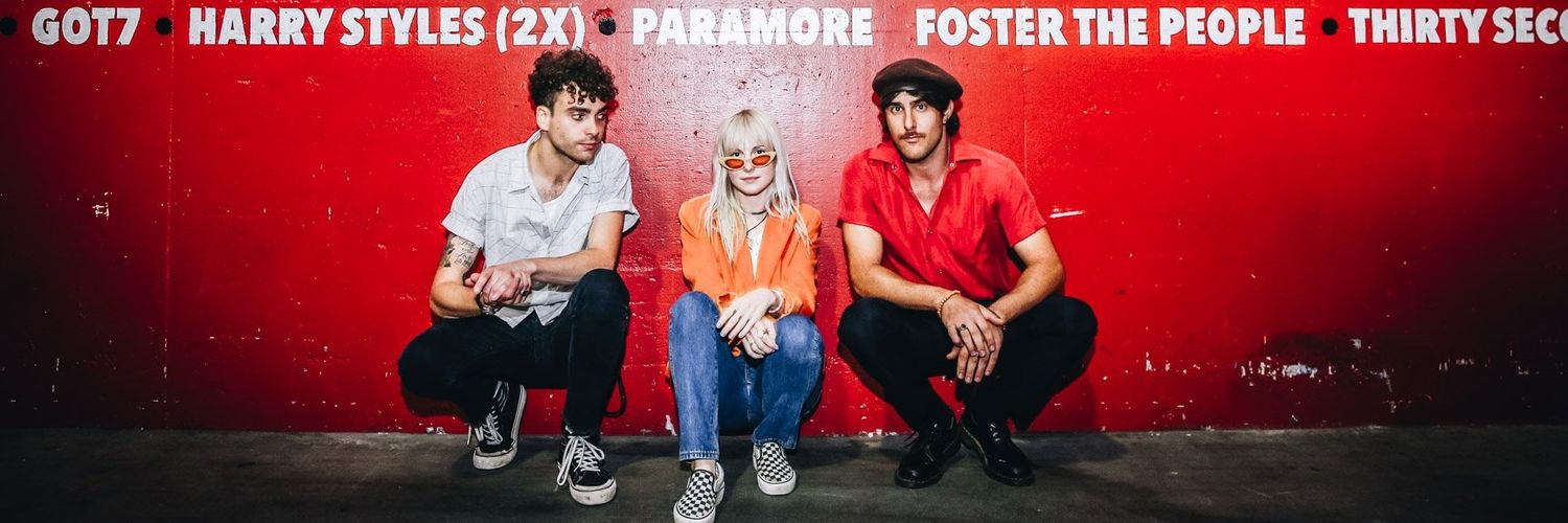 AlbumParamore's profile banner image