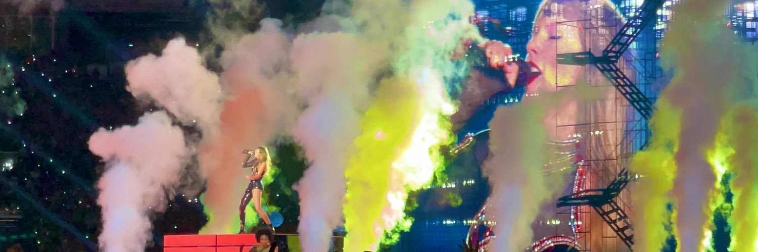 AllysaElise's profile banner image