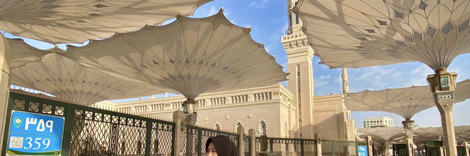 shekarayuw's profile banner image