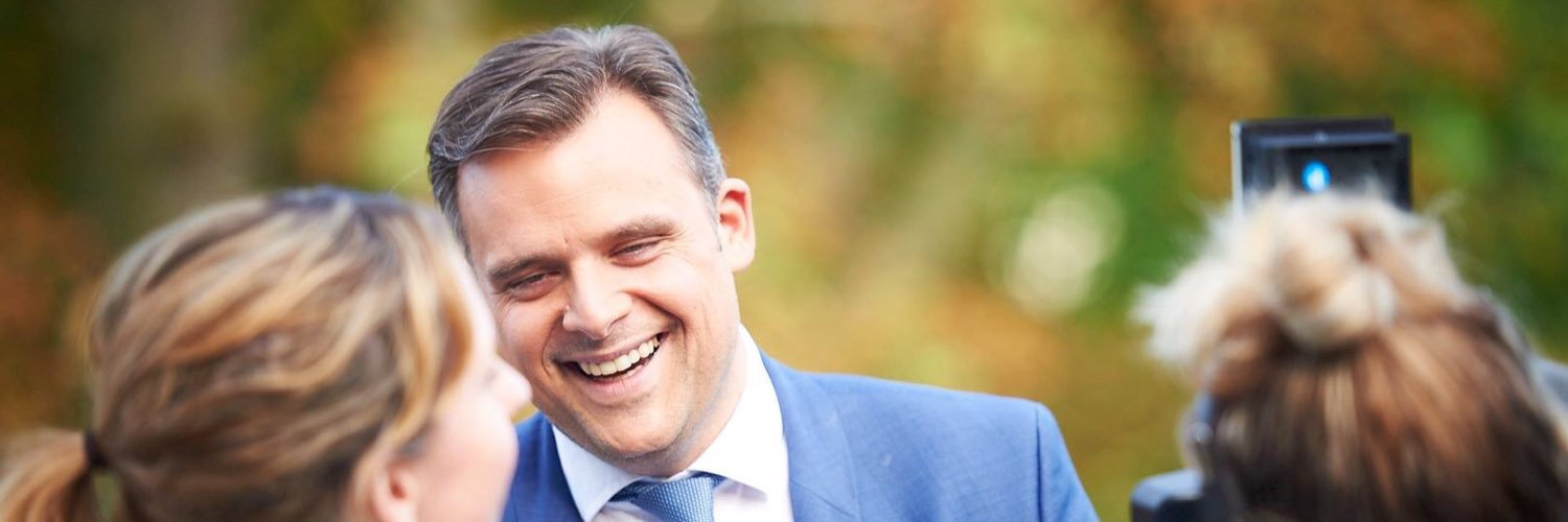 Philippe De Backer banner