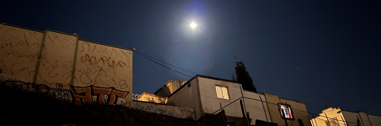 AntonCarvi's profile banner image