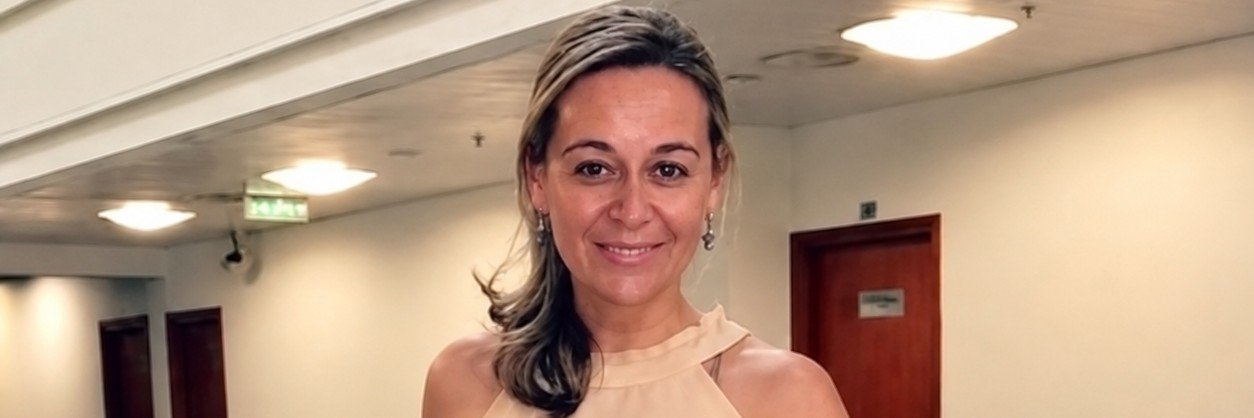 MarielaReche1's profile banner image