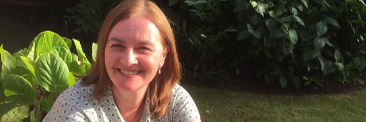 debbiehtwit's profile banner image