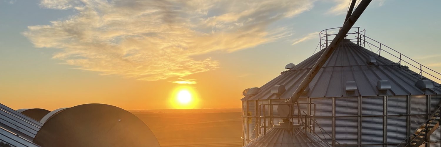 aaron_ochsner's profile banner image