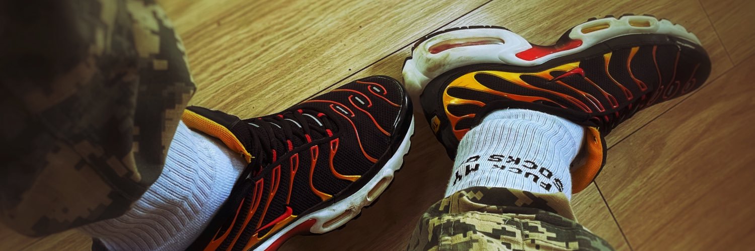 FloFetish🦊 banner