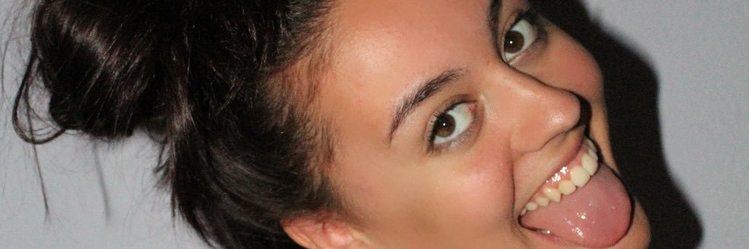 lauracoboo's profile banner image