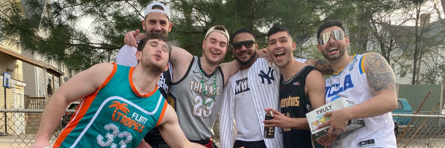 AngelGonz20's profile banner image