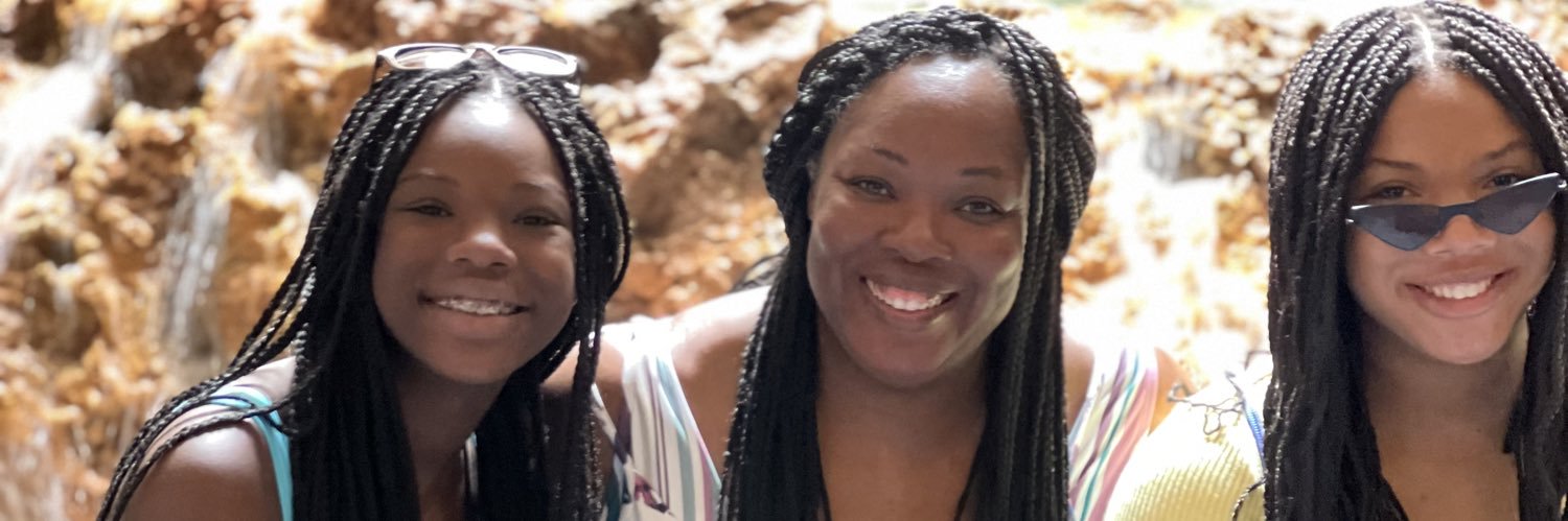 charvette78's profile banner image