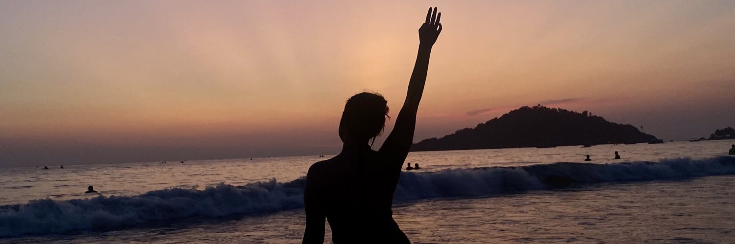 AngelaRebello's profile banner image