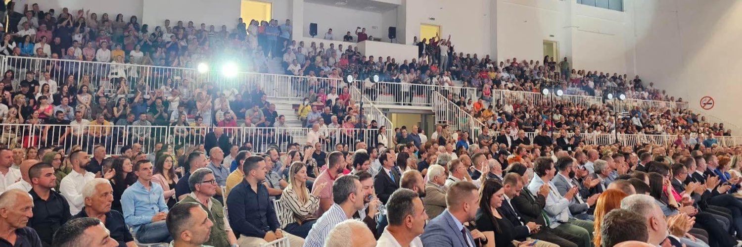 Demokratska Crna Gora banner