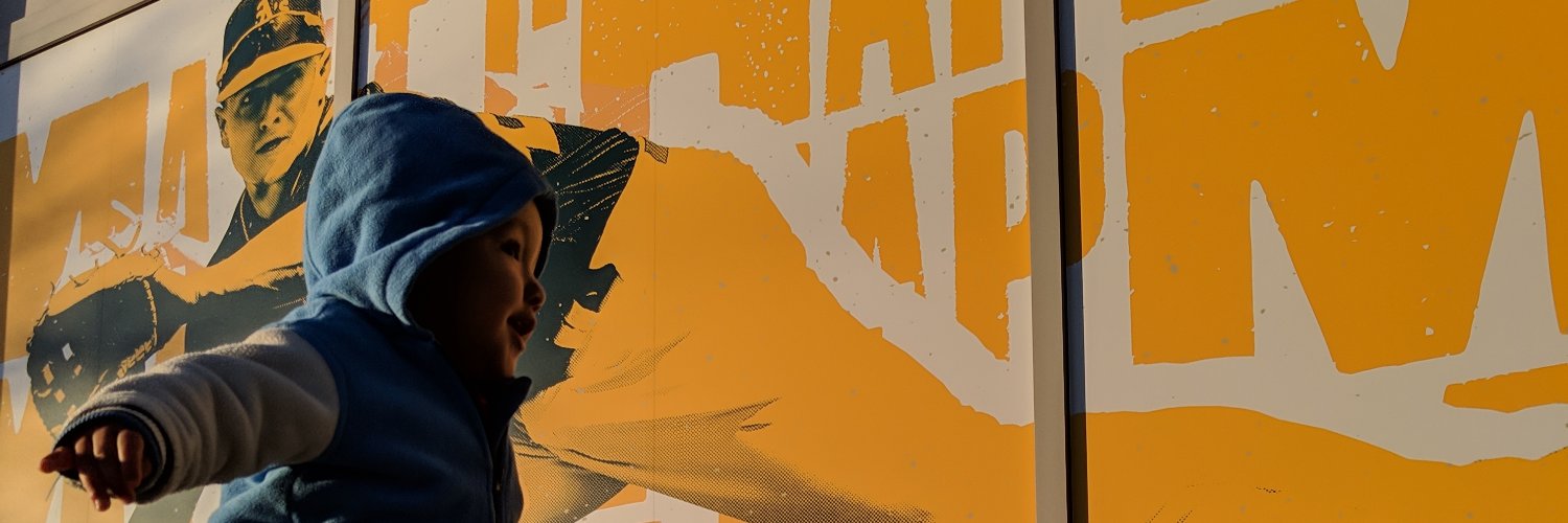 Twitter banner for @Temoor
