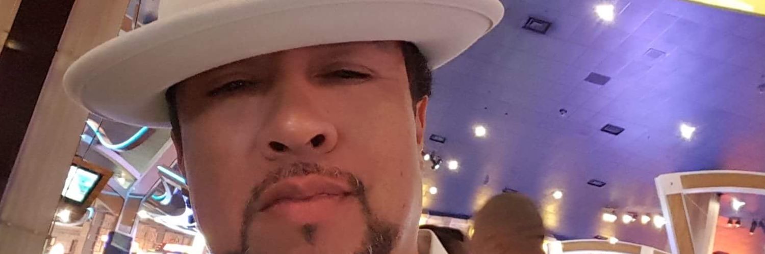 rap2ue's profile banner image