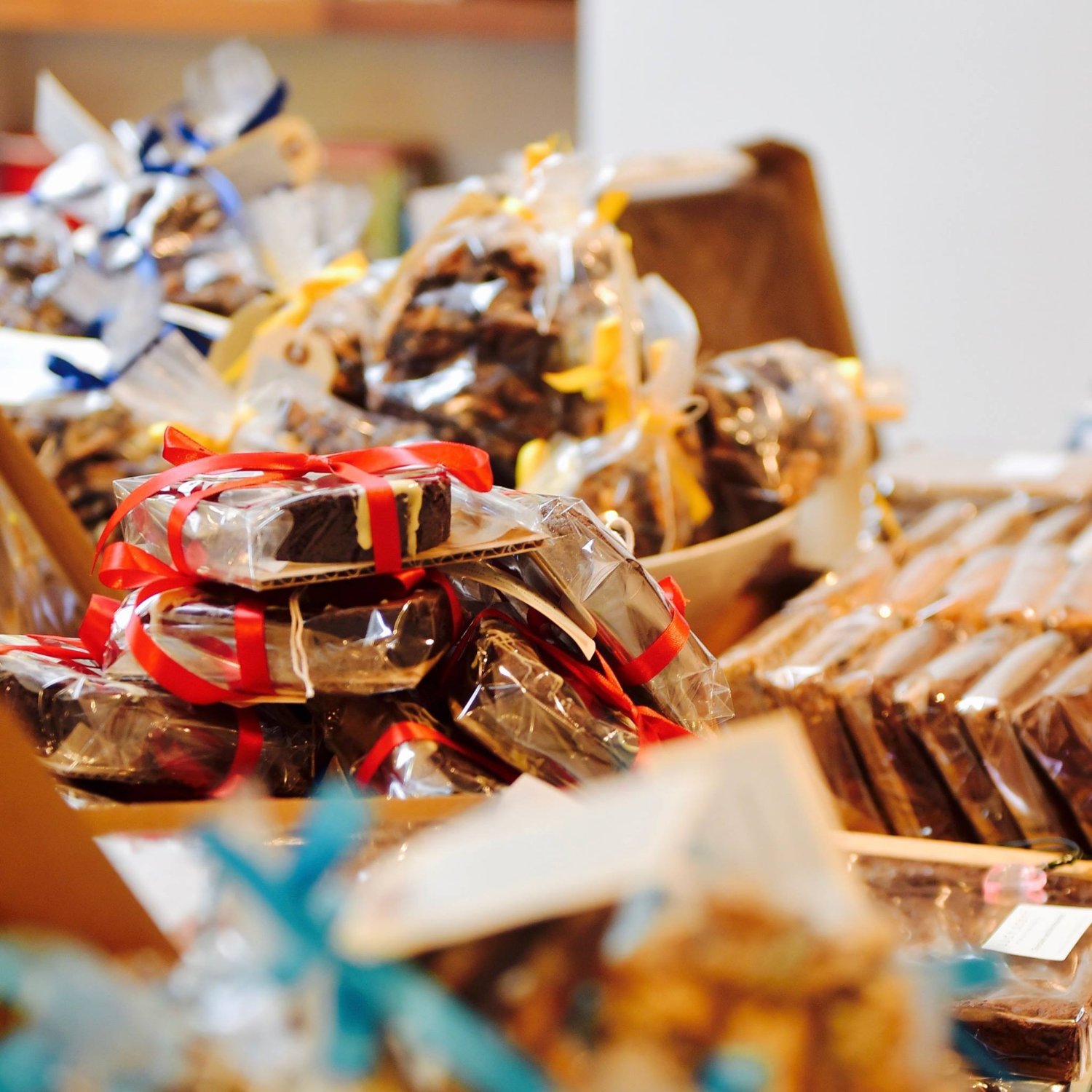 Lucy Scott Traybakes banner