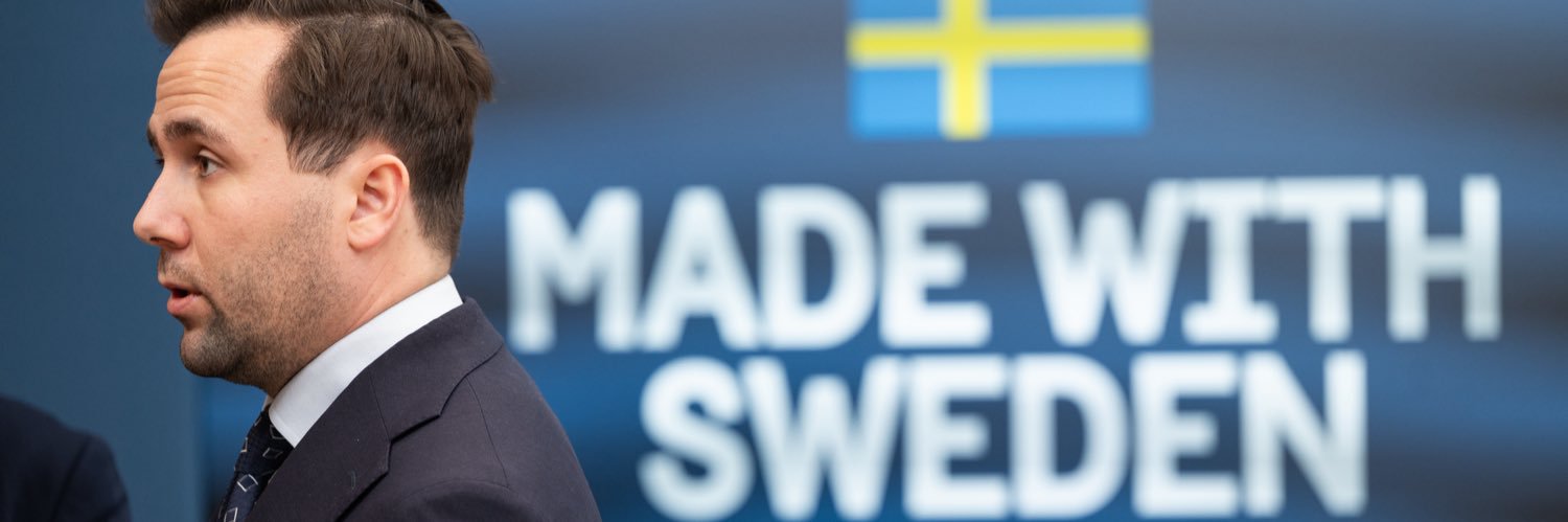 Benjamin Dousa banner