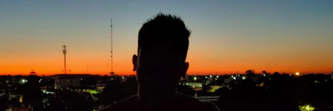 Ian Fernández banner