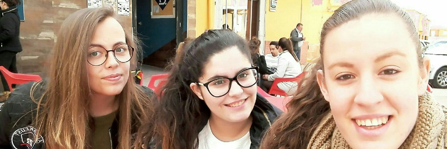 Mariadelmar_97's profile banner image