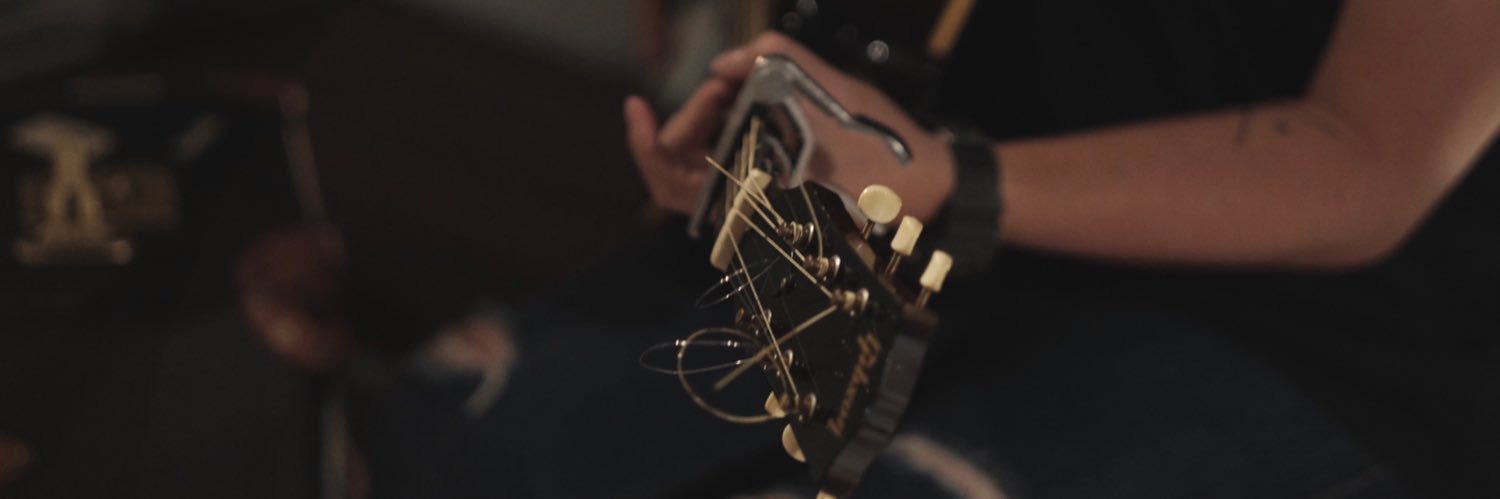 DennyTanos's profile banner image