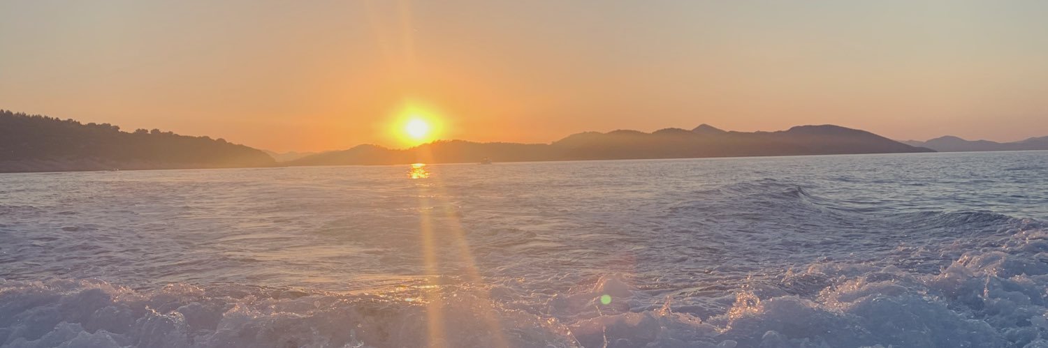 annabelhogan_'s profile banner image