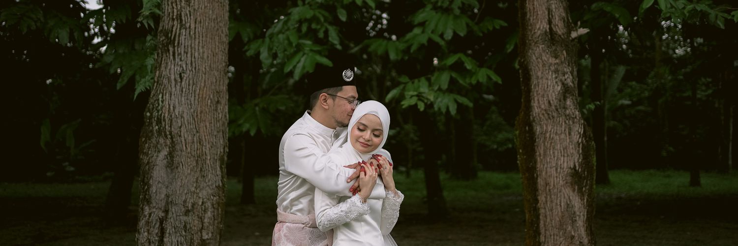adamchls's profile banner image