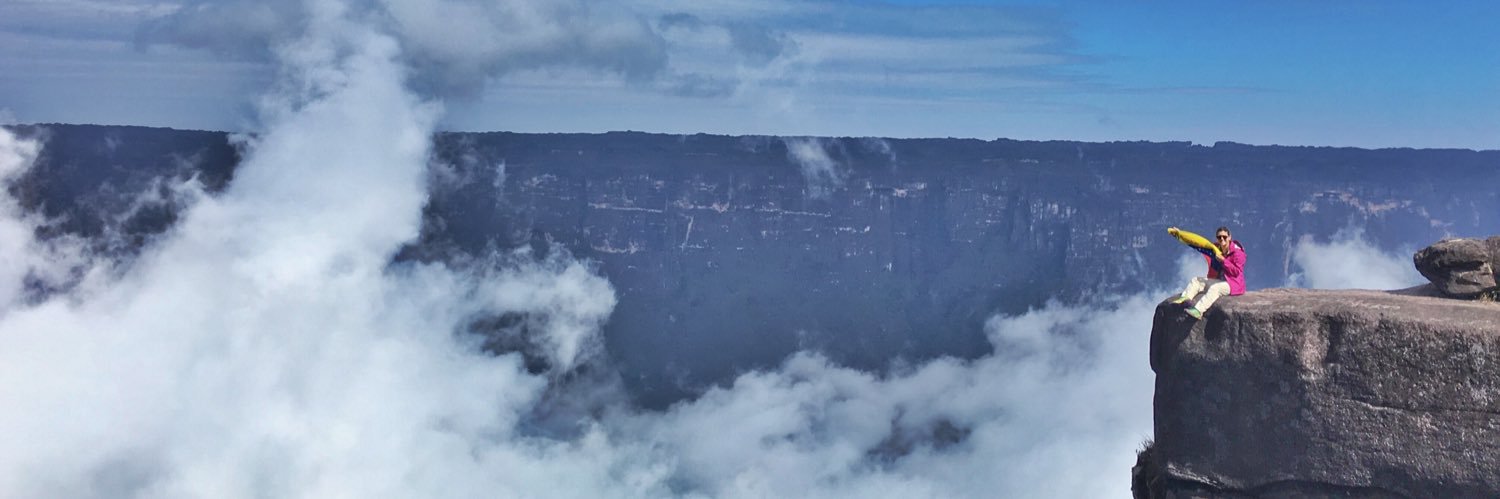SeniorTiti's profile banner image