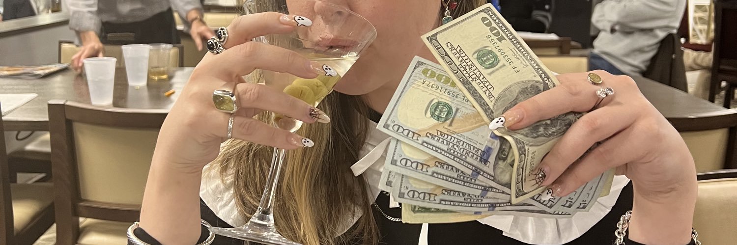 grassymullins's profile banner image
