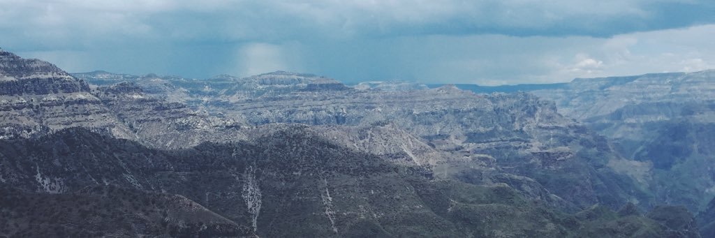 UlloaBreanne's profile banner image