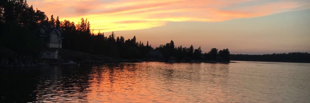 corrinacowan10's profile banner image