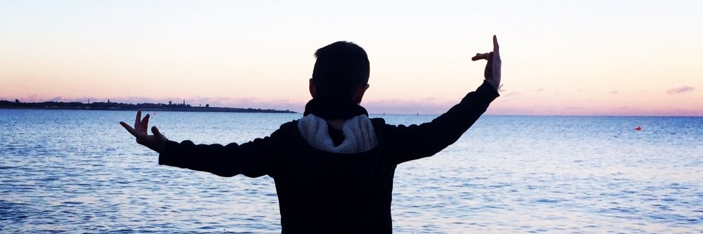 acmoo's profile banner image