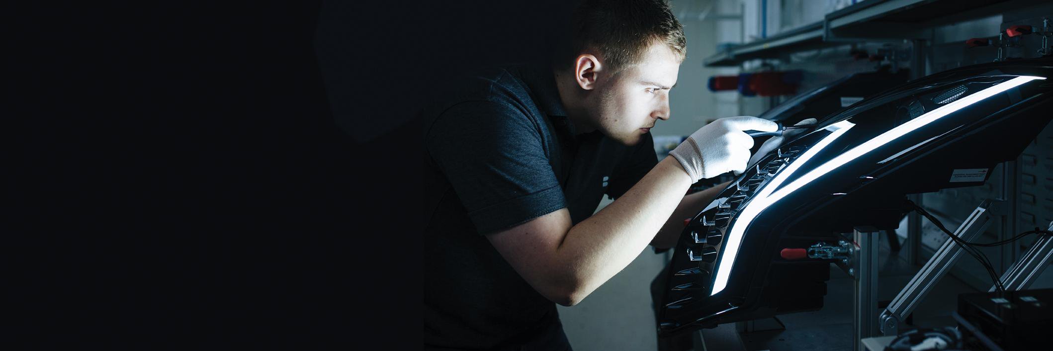 BeeLighting's profile banner image
