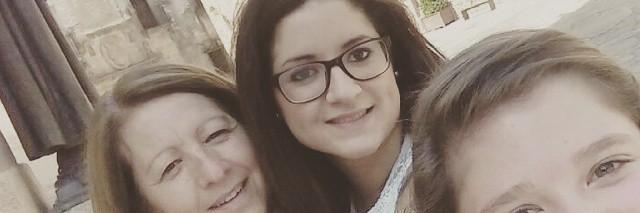 Esther_11_'s profile banner image