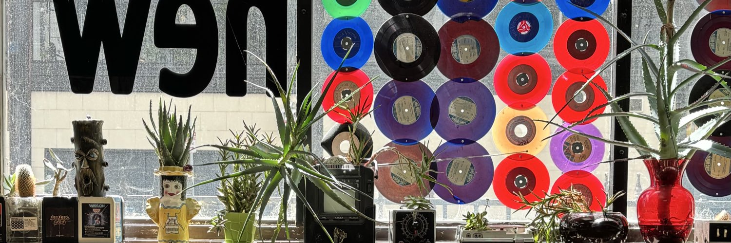 دختر مدیر سیرک🎪 banner