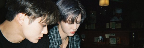asinisnisa Profile Banner
