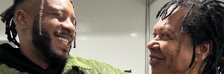 eupele08_'s profile banner image