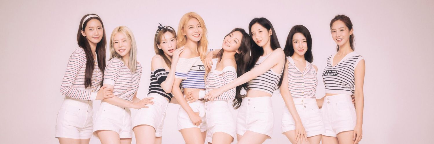 aoytippawan's profile banner image