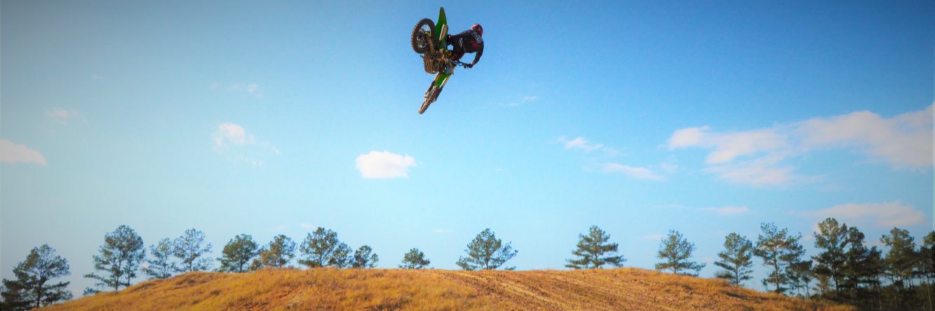 Travis Delnicki banner