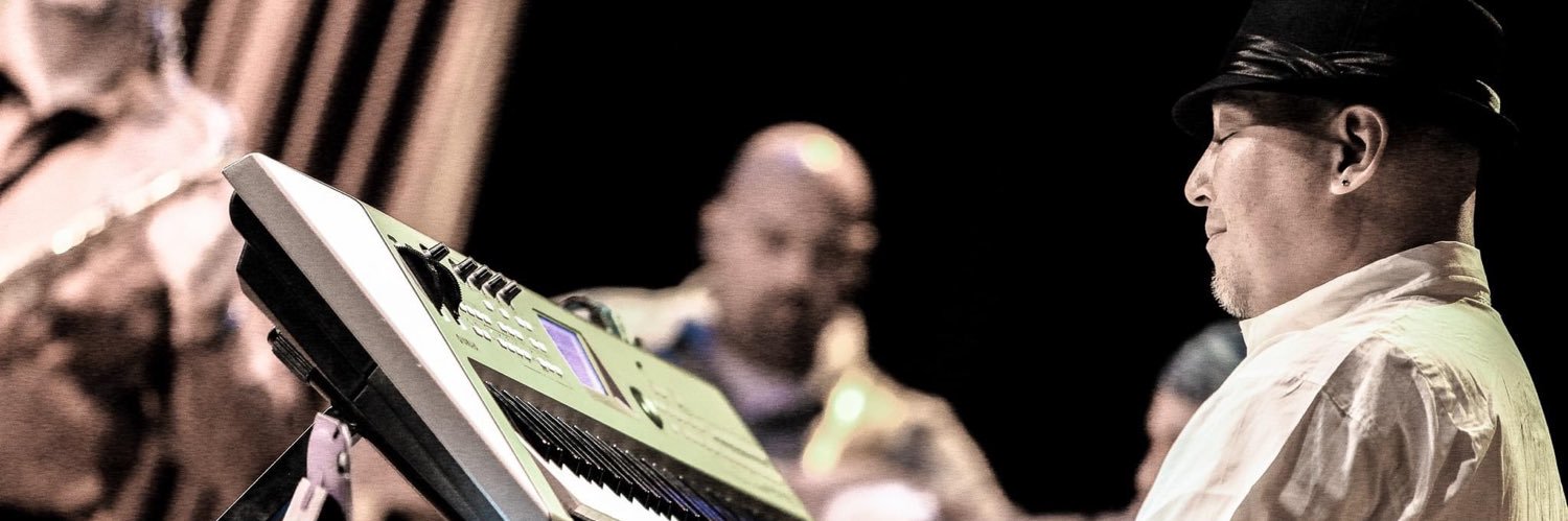 bvreyes's profile banner image