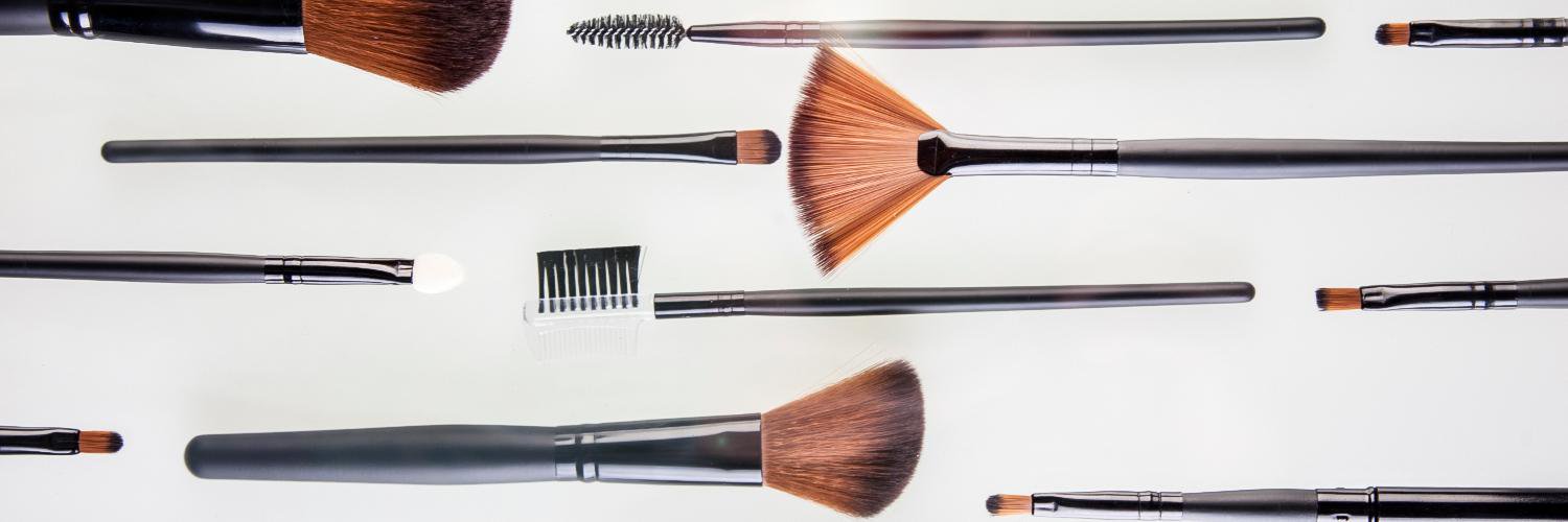 Laroc_Cosmetics's profile banner image