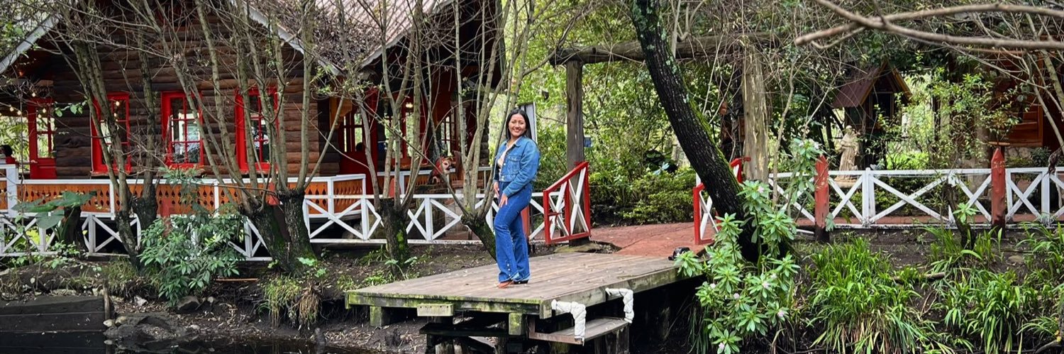 FatimaaGuzman's profile banner image