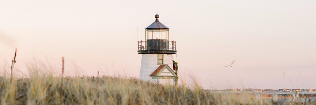 rlovenantucket's profile banner image