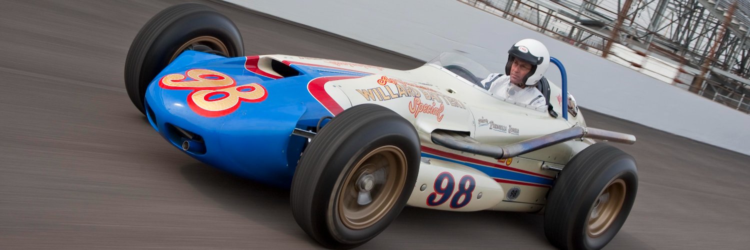 Angus MacKenzie banner