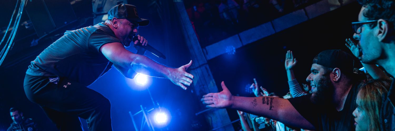 fullsark's profile banner image