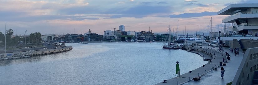 MariaGinerDiaz's profile banner image