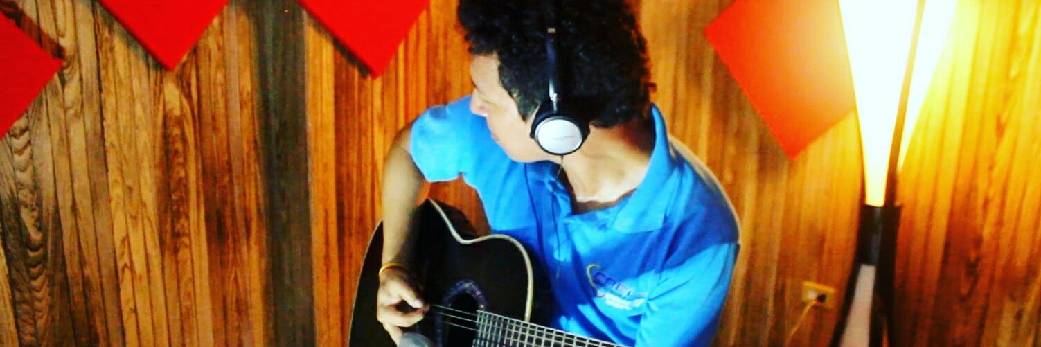 jtapunky's profile banner image