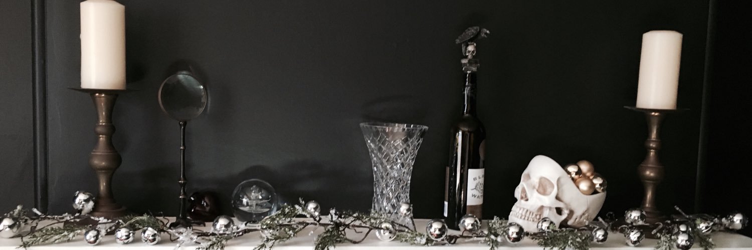 leoniemjones's profile banner image