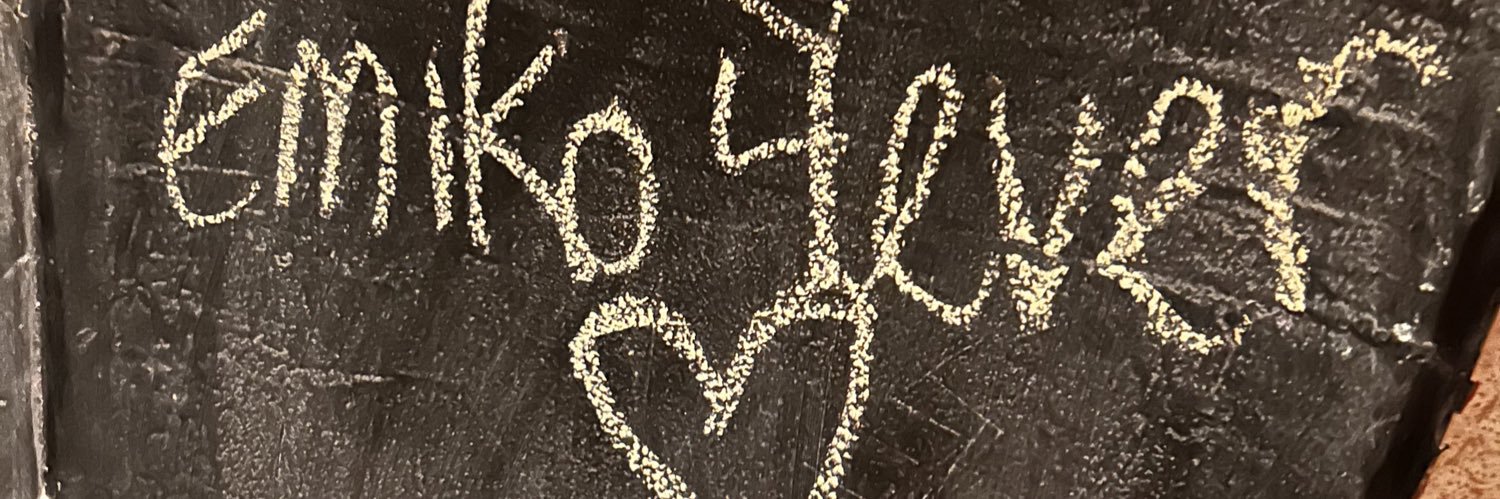 kweenlova's profile banner image